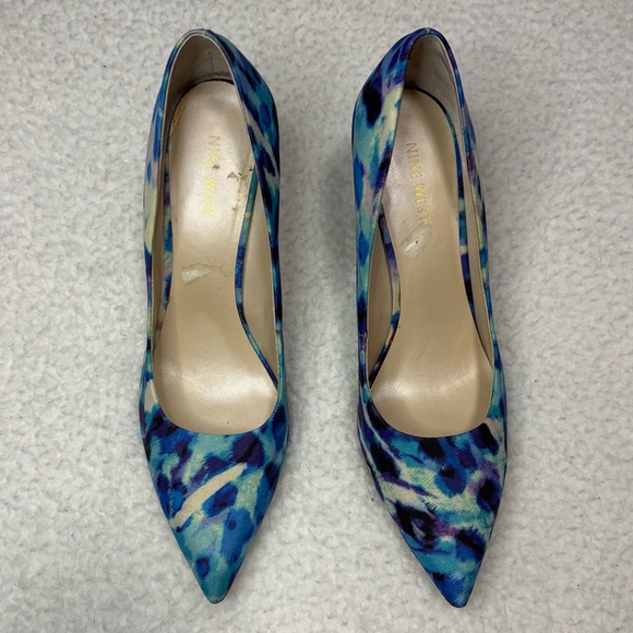 Nine West Women Blue Abstract Print Quinty Pointed Pumps - Picture 6 of 7
